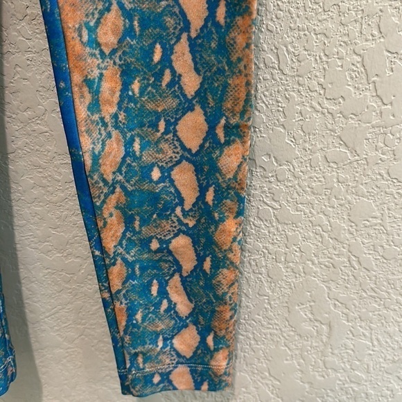 Koral snake print leggings size XS - Picture 3 of 7